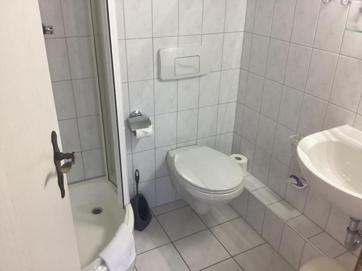 Hotel Eintracht Митвайда Екстериор снимка