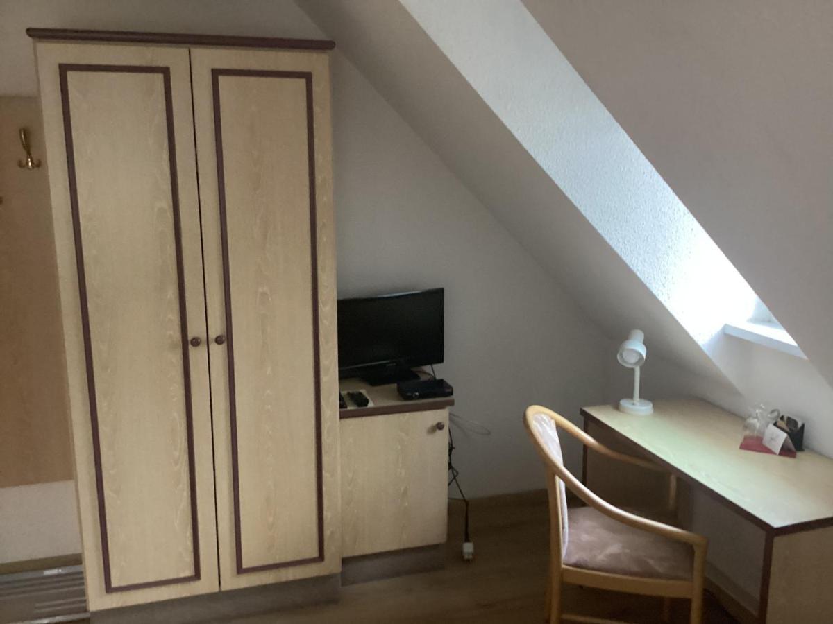 Hotel Eintracht Митвайда Екстериор снимка