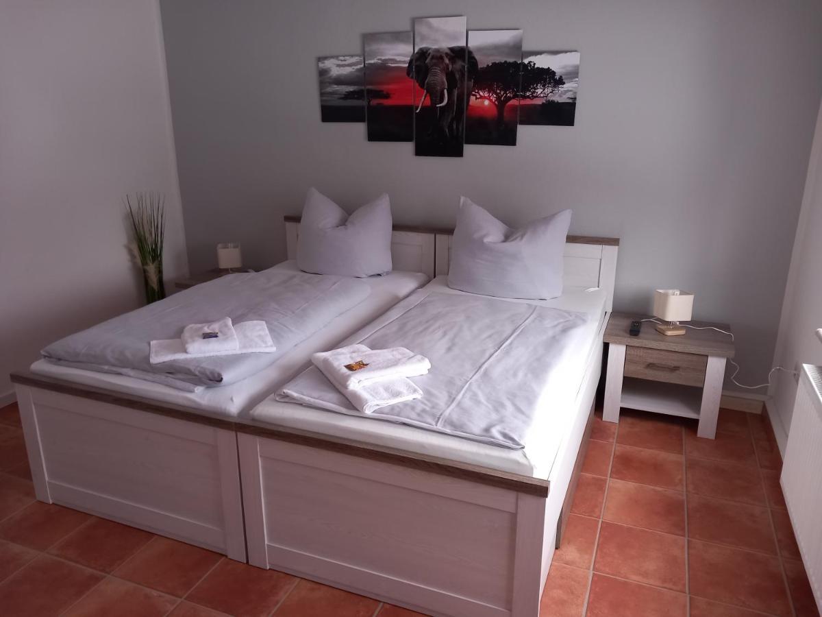 Hotel Eintracht Митвайда Екстериор снимка