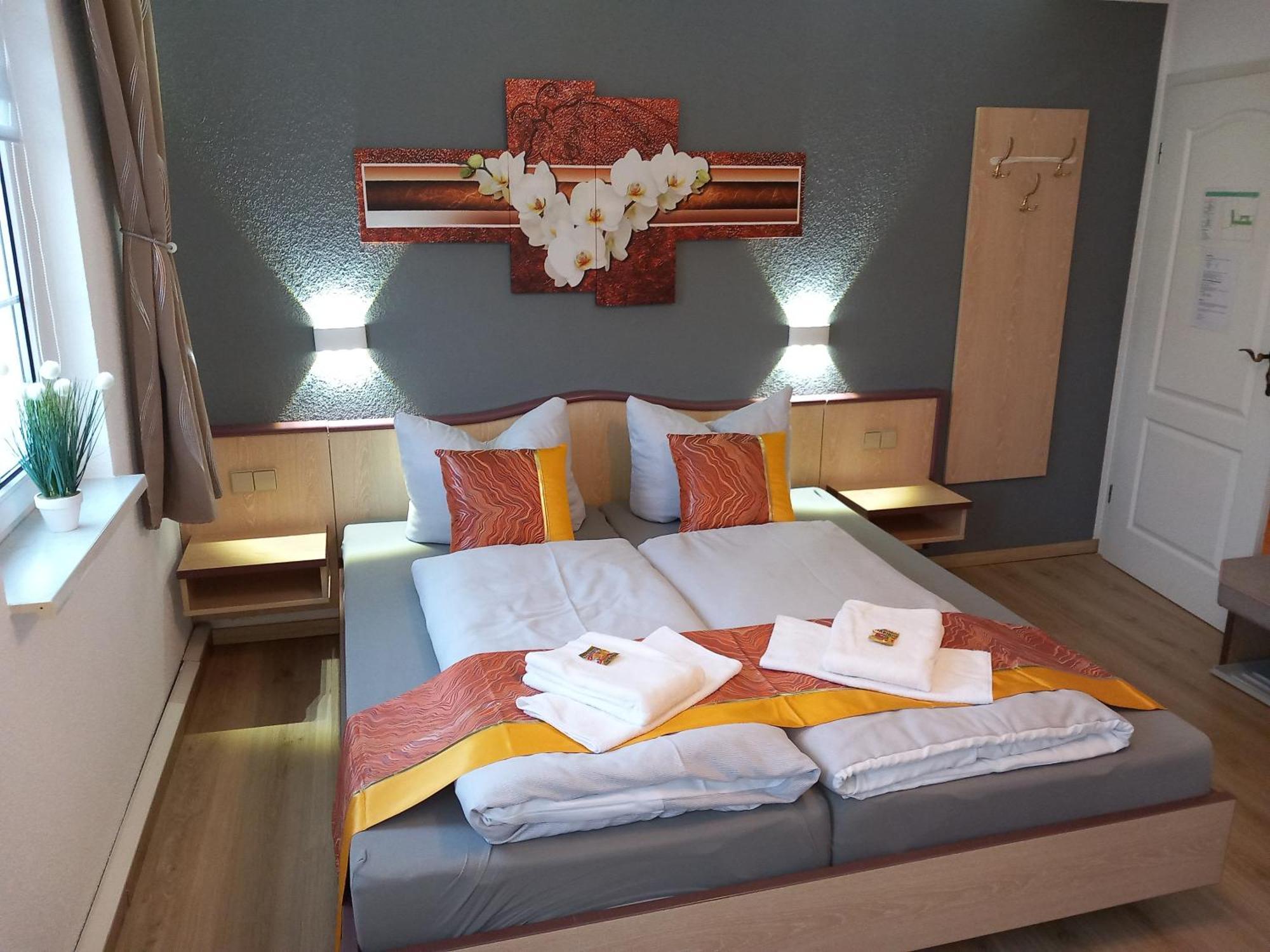 Hotel Eintracht Митвайда Екстериор снимка